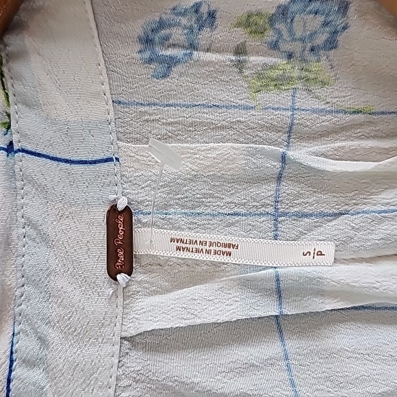 Free People Floral White Top - Picture 3 of 5